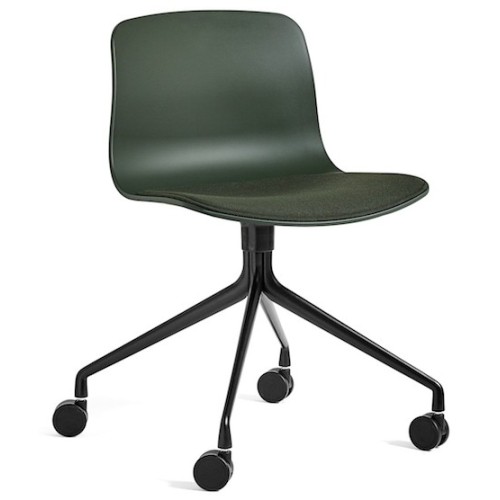 AAC14 - green shell - Steelcut 975 seat - black legs - HAY