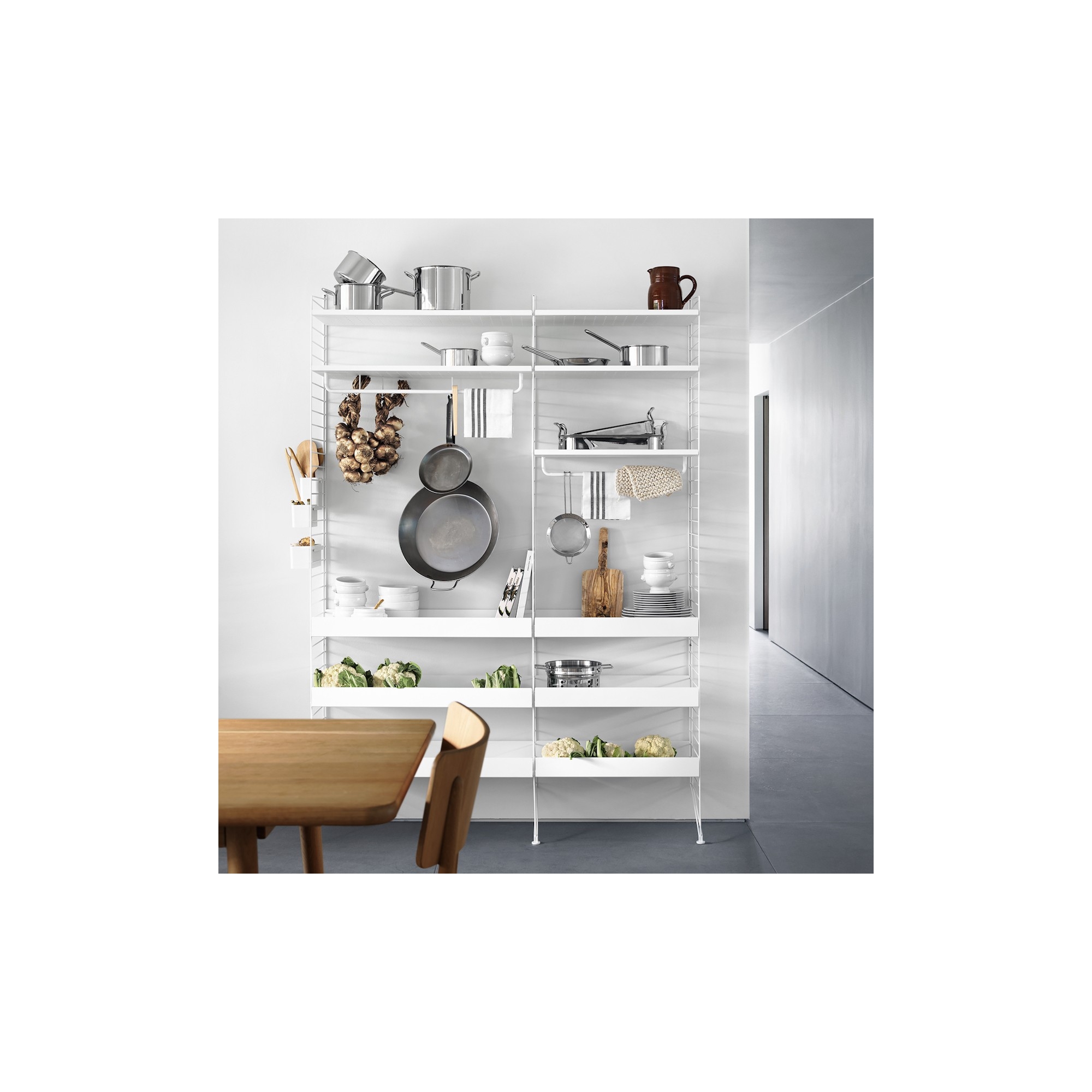 Kitchen 1 - white / white - String