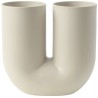 Kink vase – 27,4 x H26 cm – Sand - Muuto