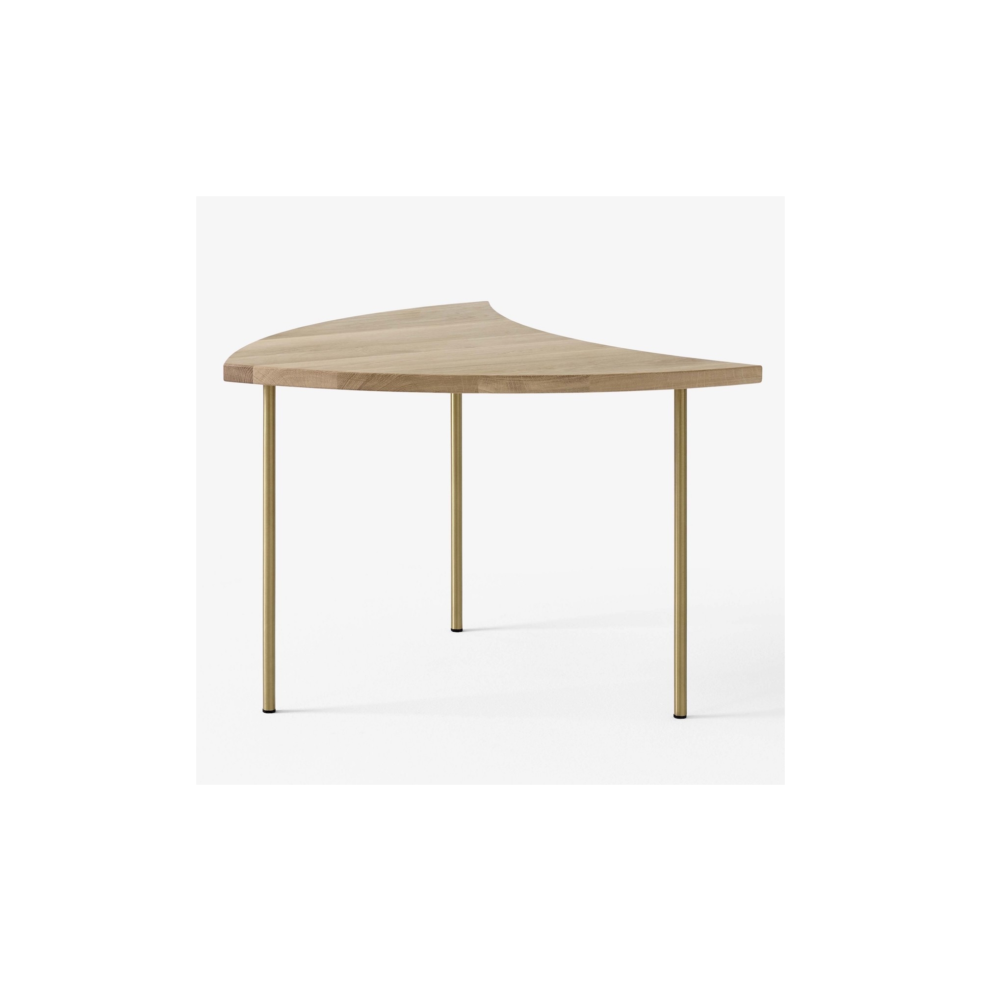 Pinwheel table – oiled oak / brass - &Tradition