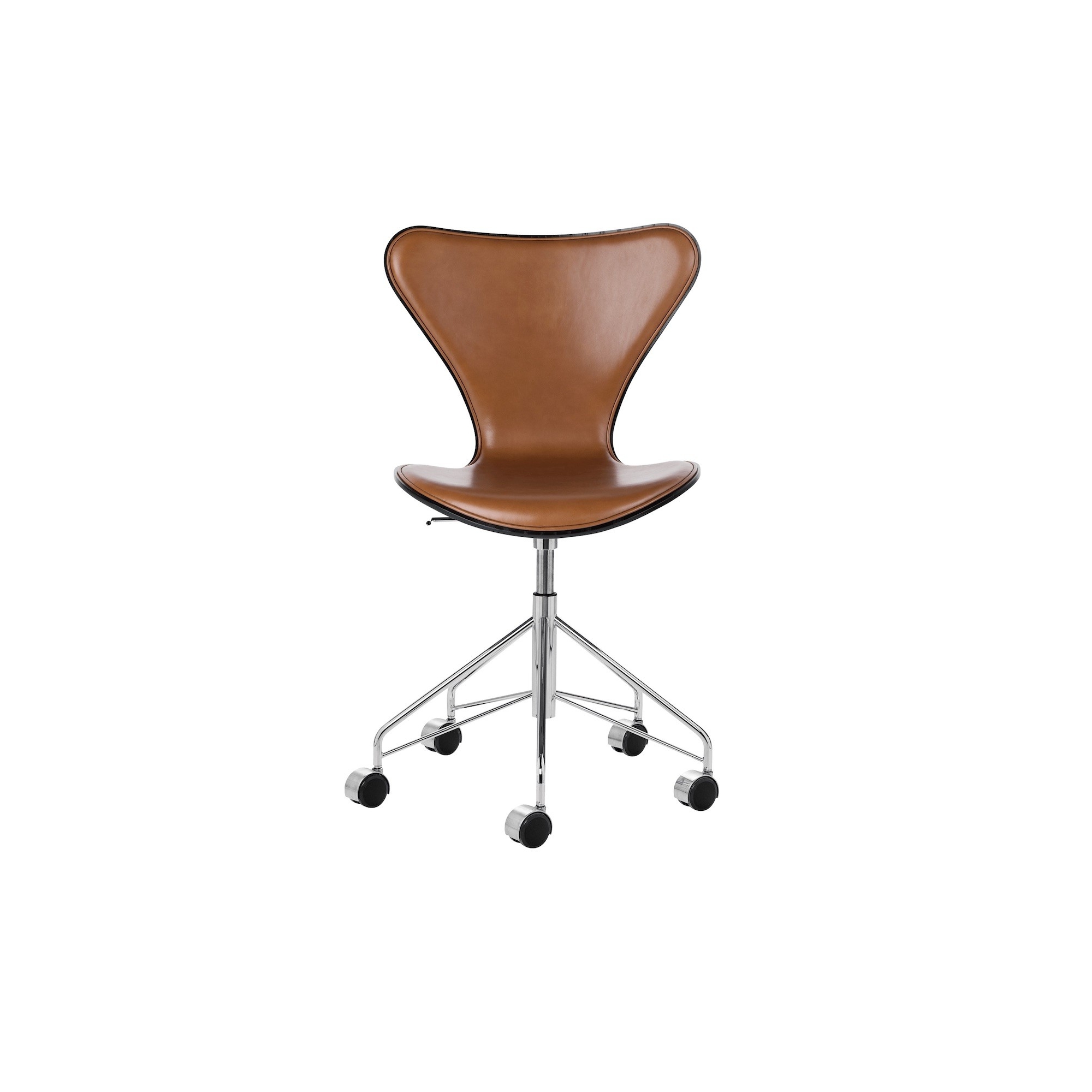 Grace walnut leather + black ash - 3117 - Fritz Hansen