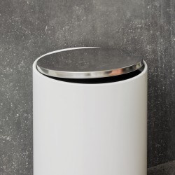 white - 11L - Norm pedal bin - Audo Copenhagen