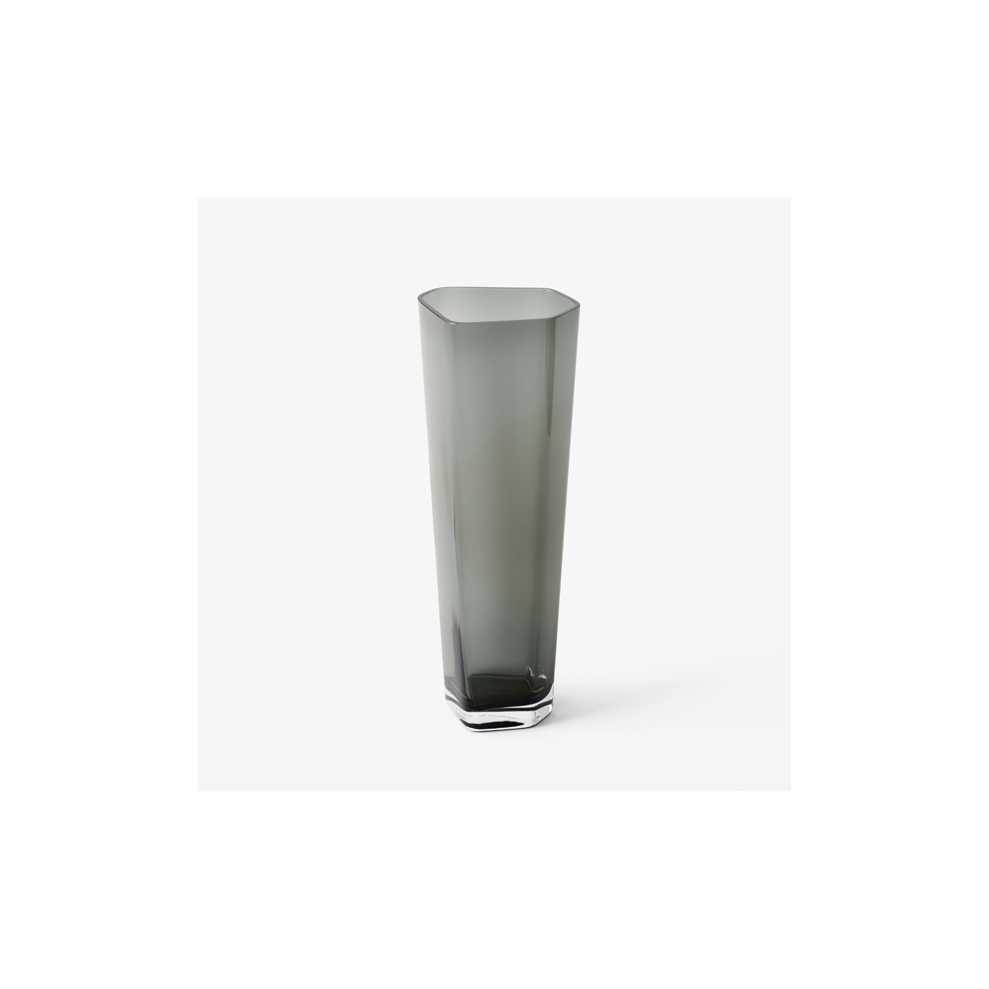 Glass Vase – SC37 – fumé – série Collect - &Tradition