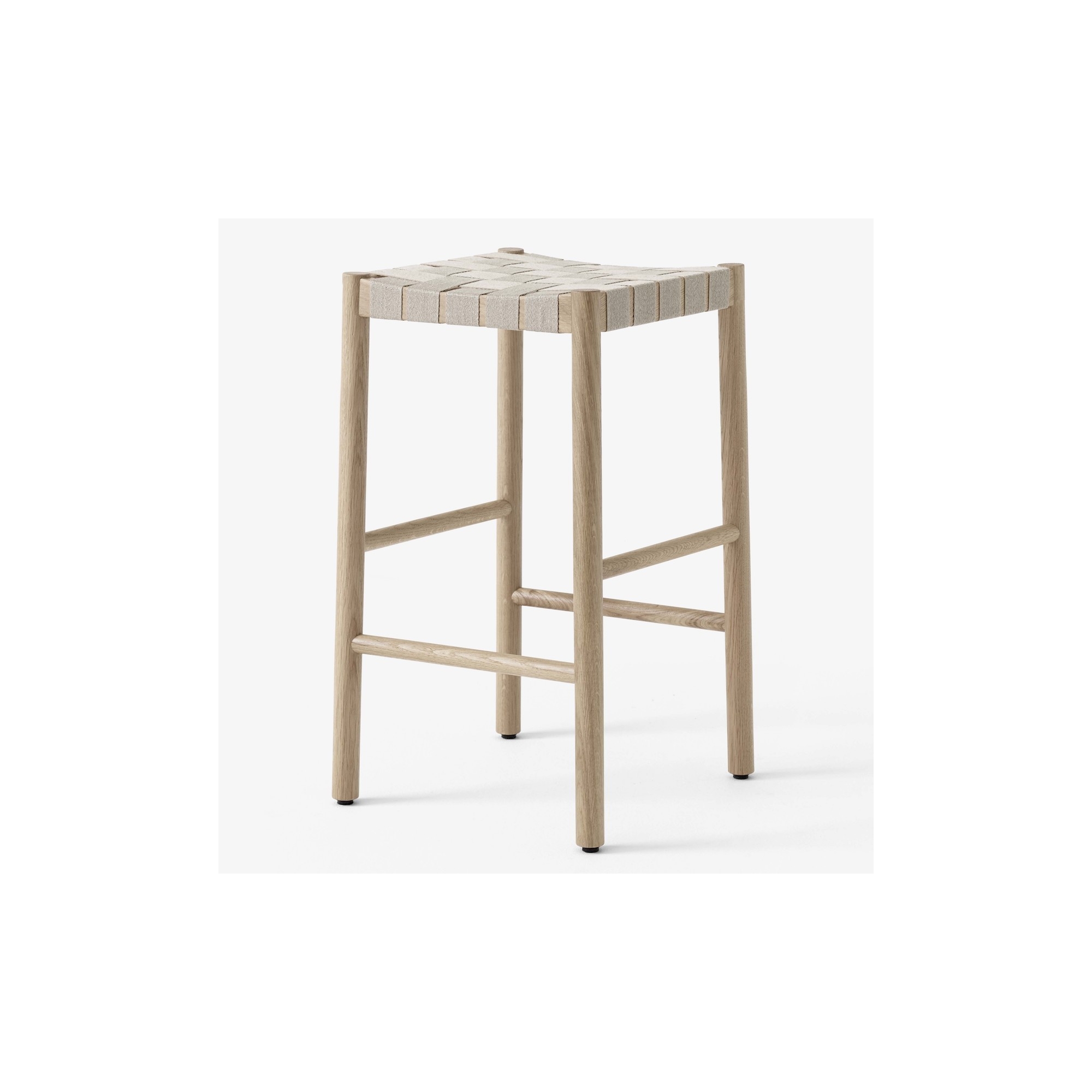 Betty Stool TK7 (H66 cm) – Oak / Natural linen - &Tradition