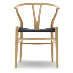 Carl Hansen & Søn – Chaise CH24, chêne vernis et corde de papier noire