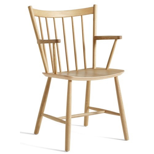 matt lacquered oak - J42 chair - HAY