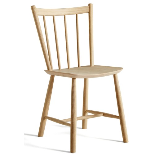 matt lacquered oak - J41 chair - HAY