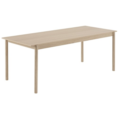 200 x 90cm oak - Linear dining table - Muuto