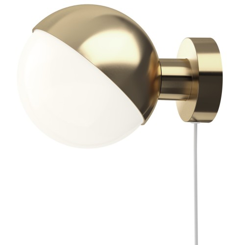 VL Studio Wall Lamp – Brass, With Cord - Louis Poulsen