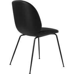 Cuir Basic noir + Base noire - Chaise Beetle - Gubi