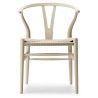 Carl Hansen & Søn – Chaise CH24 Soft Color Ilse Crawford, barley et corde de papier naturelle