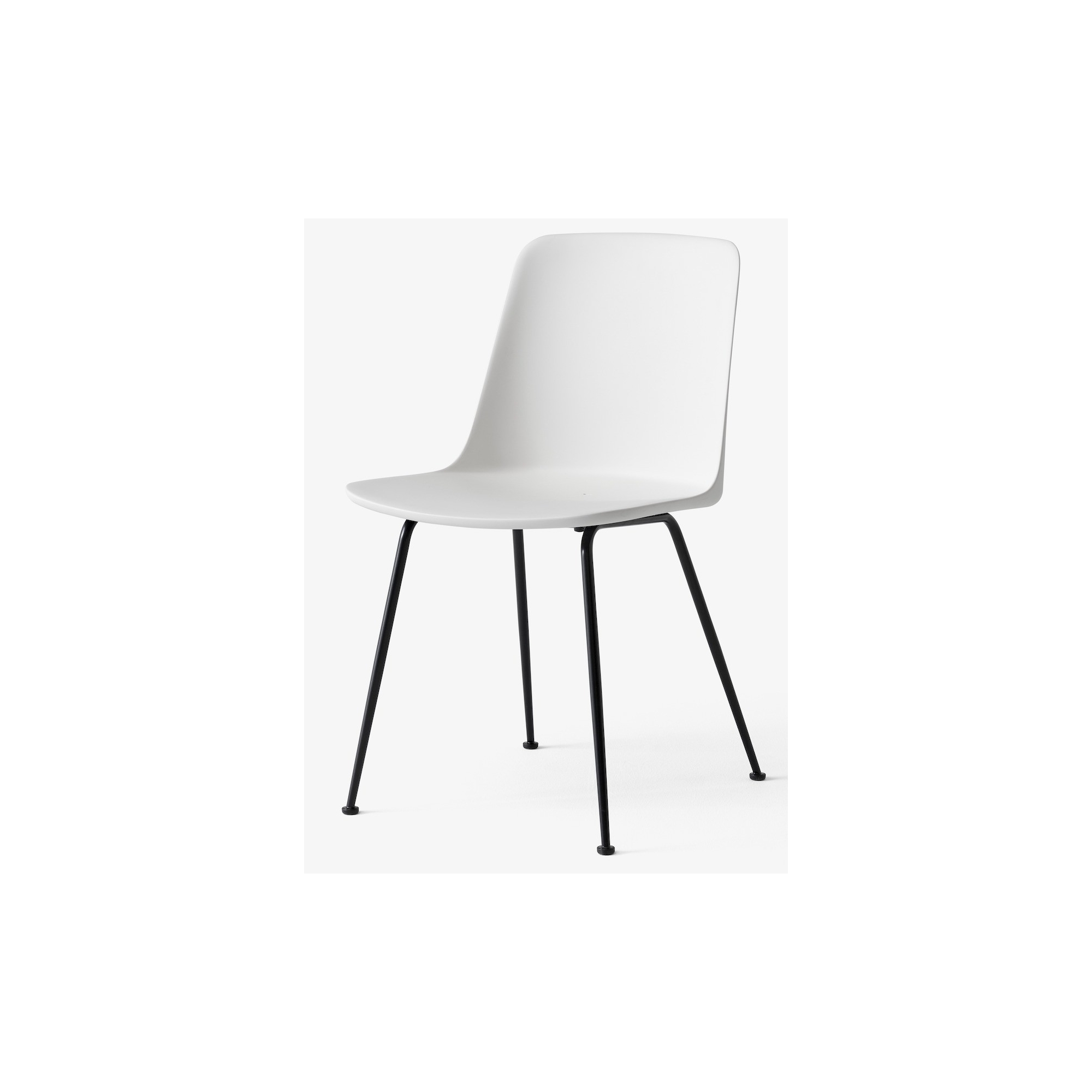 Rely OUTDOOR Chair HW70 – White - &Tradition