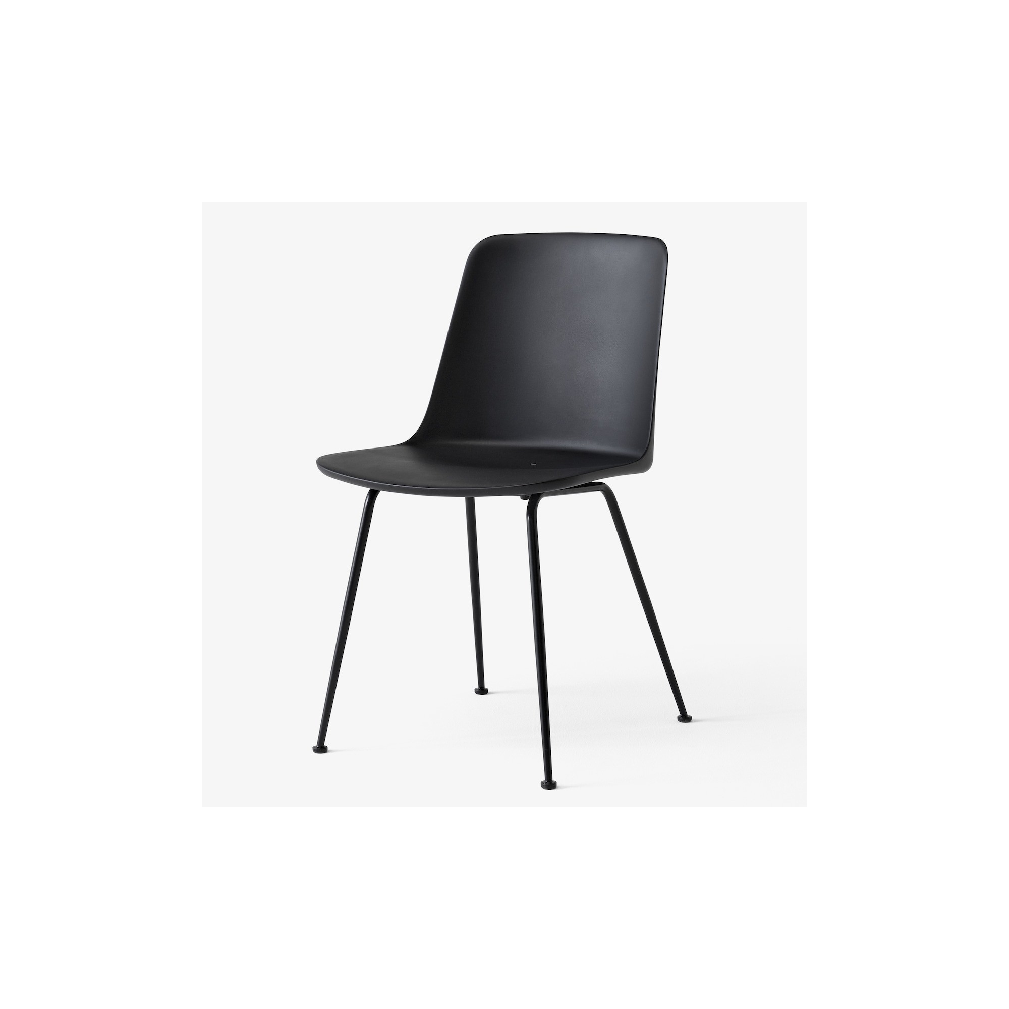 Rely OUTDOOR Chair HW70 – Black - &Tradition