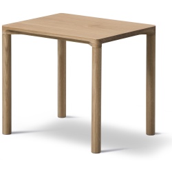 chêne huilé – 39 x 31 cm – table basse Piloti 6700 - Fredericia