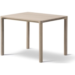 chêne savonné – 46.5 x 39 cm – table basse Piloti 6705 - Fredericia