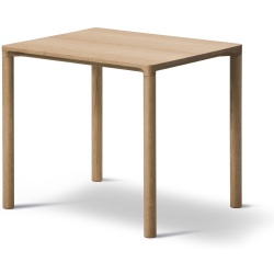 chêne huilé – 46.5 x 39 cm – table basse Piloti 6705 - Fredericia