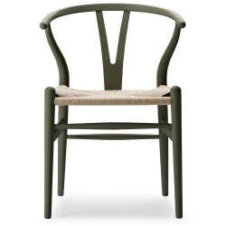 Carl Hansen & Søn – Chaise CH24 Soft Color Ilse Crawford, seaweed et corde de papier naturelle