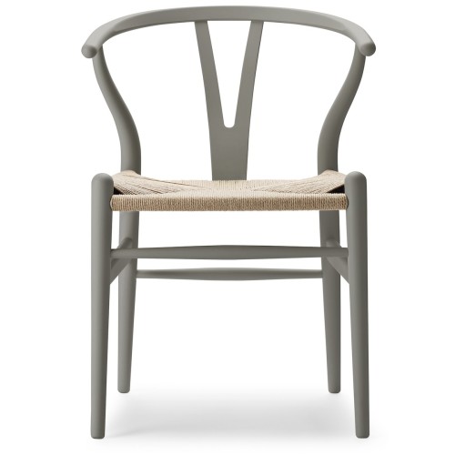 Carl Hansen & Søn – Chaise CH24 Soft Color Ilse Crawford, clay et corde de papier naturelle