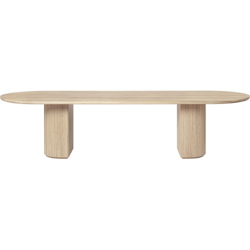 290x105cm - chêne massif savonné - table de repas Moon - Gubi