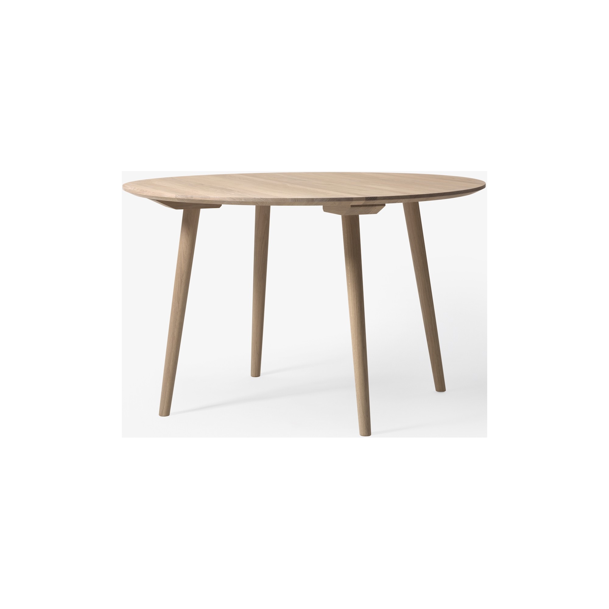 Ø120cm - chêne huilé - table In Between SK4 - &Tradition