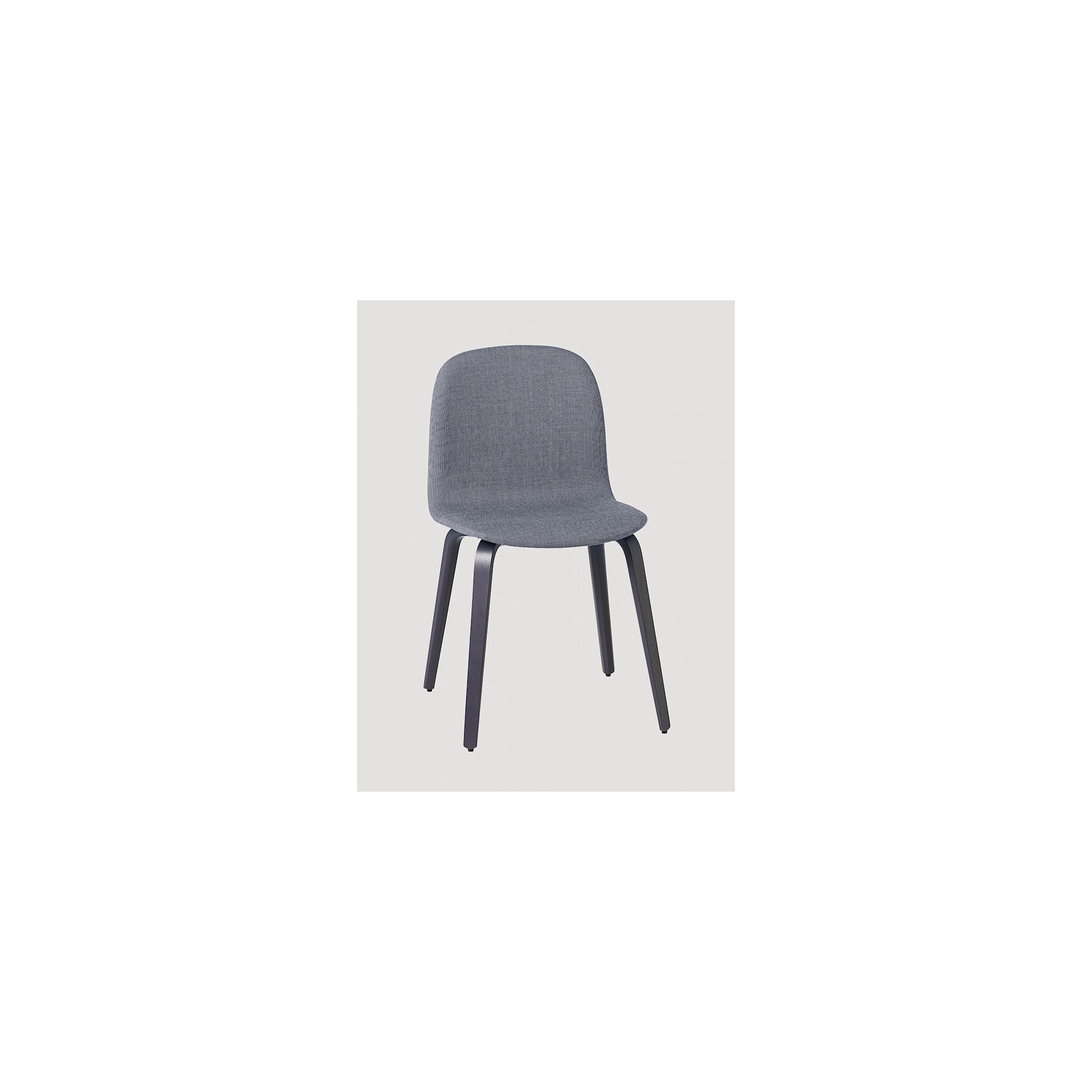 Umami 743 -  Visu bluish black wooden base - Muuto